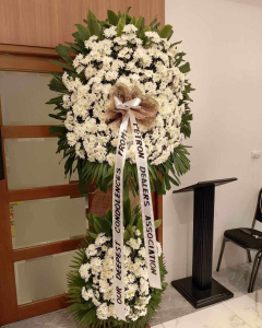 White Standing Spray